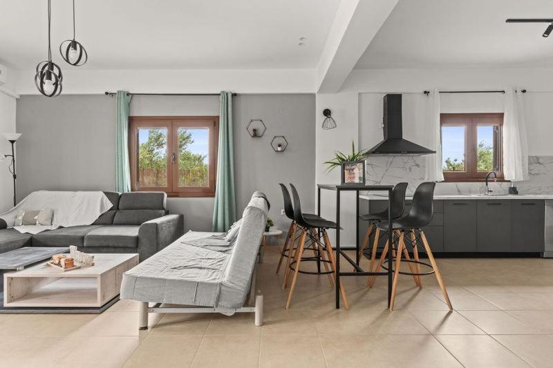 Md Residence Near The Beach W Bbq And Private Parking Херсонисос Екстериор снимка